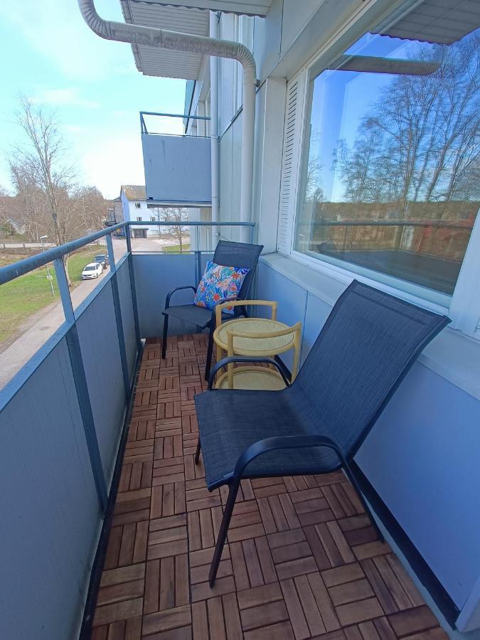 Hieno Kaksio Keskustassa Rauhallisella Alueella Loviisa Exterior foto
